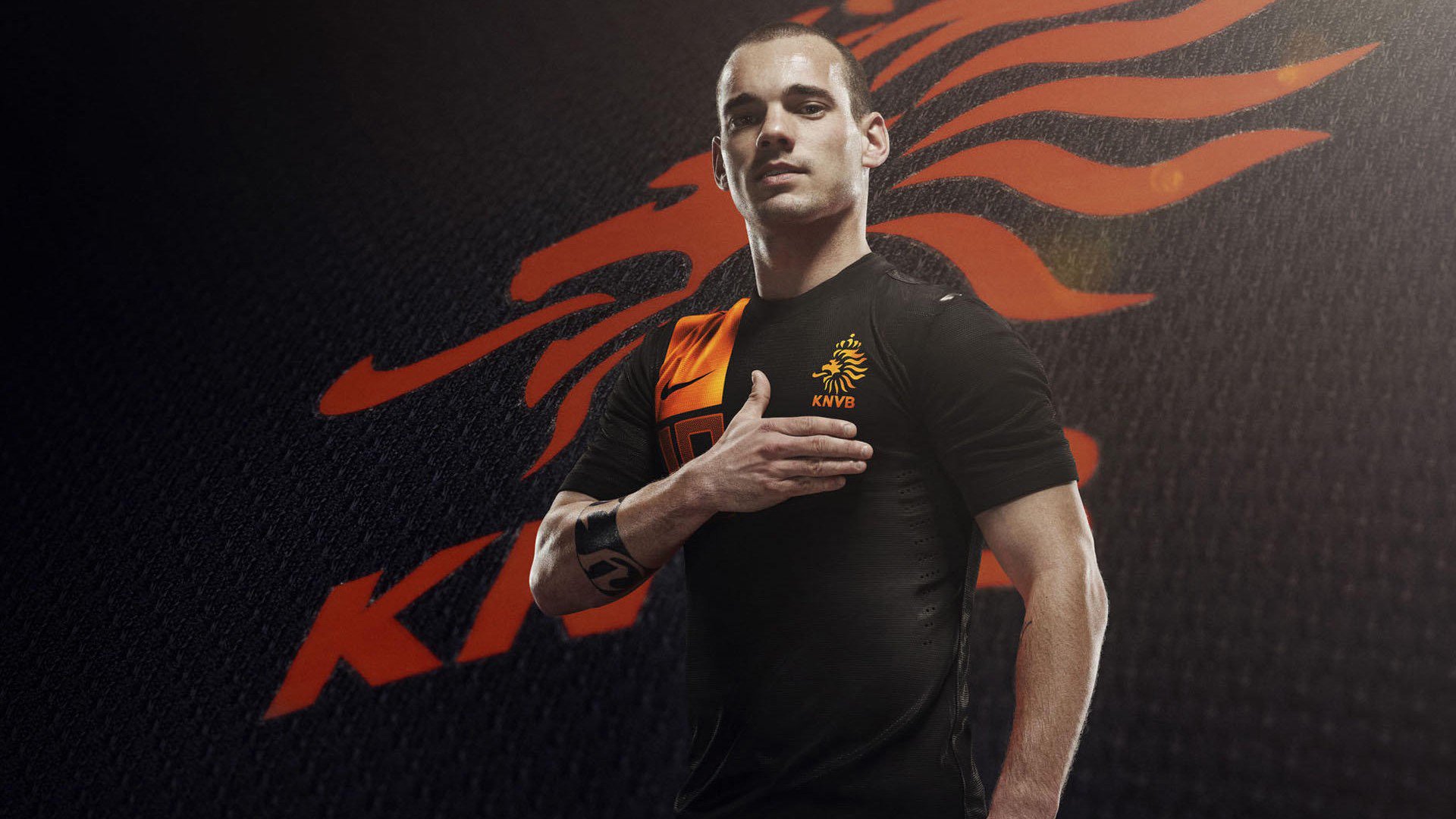 九游官网下载电脑版-莱切斯特城中场索伦森精准助攻，助球队扩大领先，莱切斯特夺冠主力